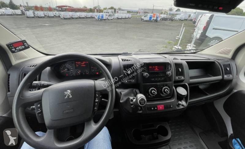 Furgoneta Peugeot