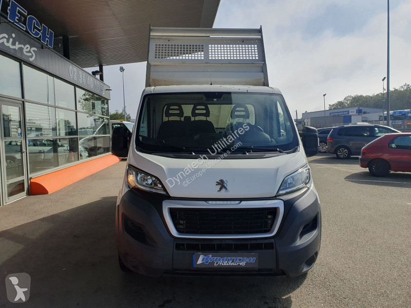 Véhicule utilitaire Peugeot BOXER BENNE 335 L2...