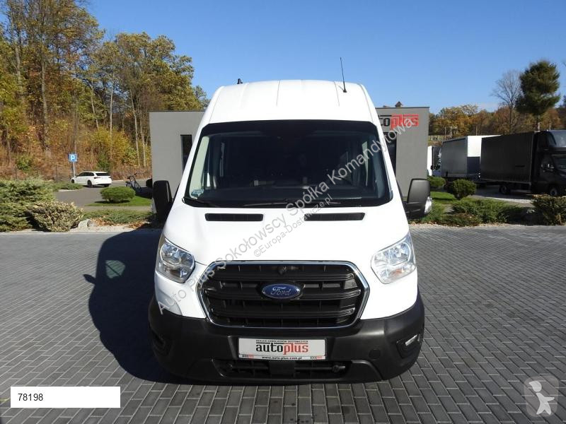 Véhicule utilitaire Ford TRANSIT FURGON...