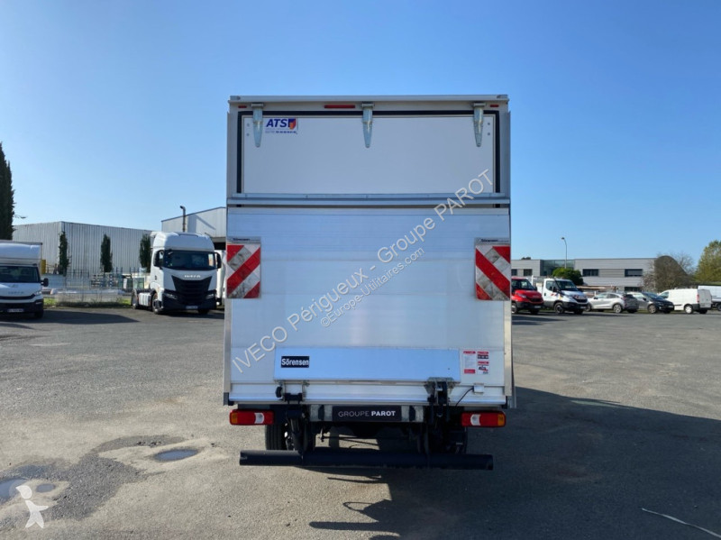 Veicolo commerciale Iveco 35C16 empattement 4100