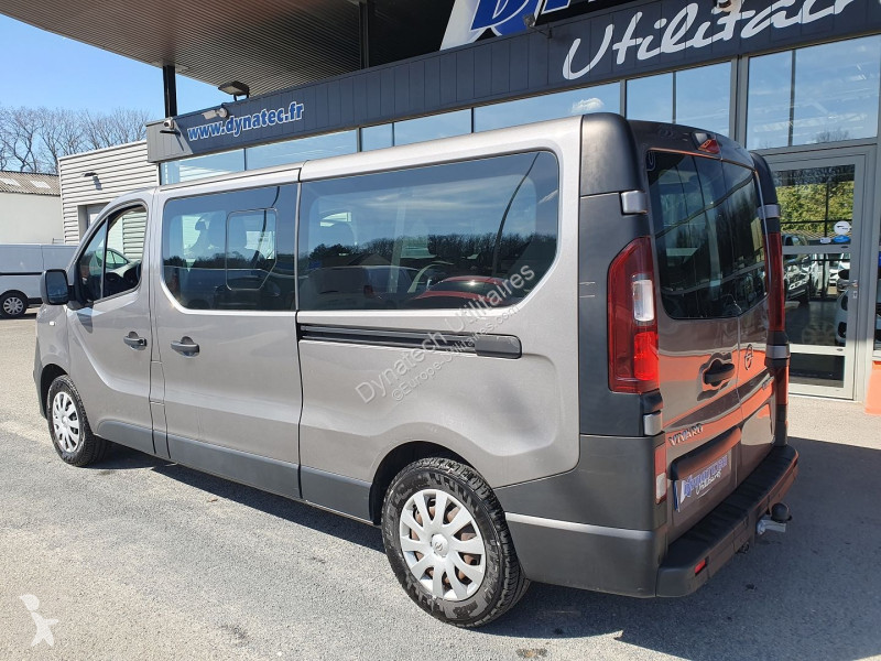 Véhicule utilitaire Opel VIVARO COMBI 1.6 CDTI...