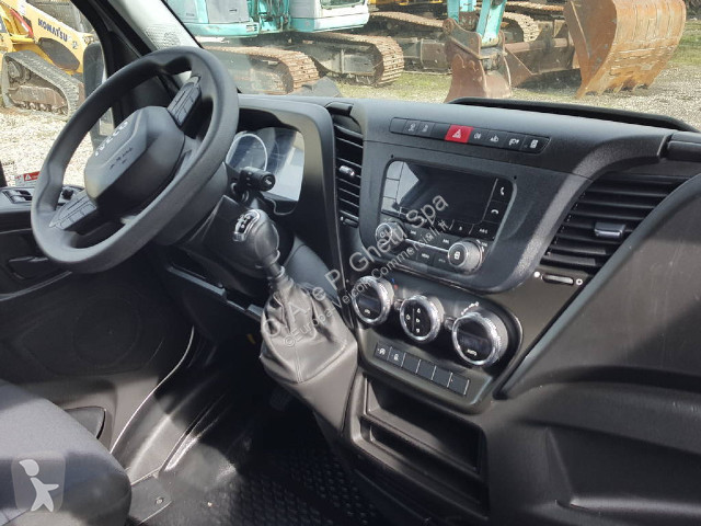 Veicolo commerciale Iveco Daily 35S16