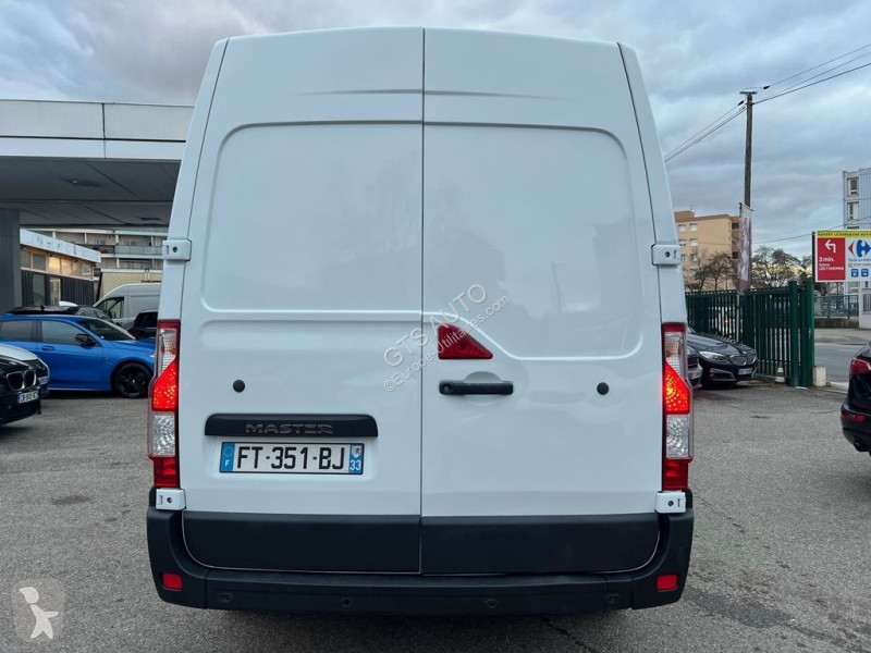 Autoutilitară Renault MASTER III FG F3300 L2H2...