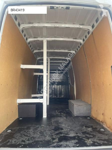 Furgoneta Iveco DAILY 35C15