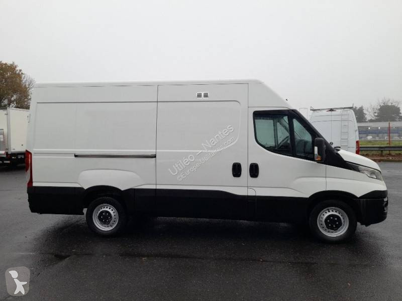 Furgoneta Iveco