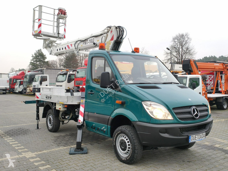 Veículo utilitário Mercedes