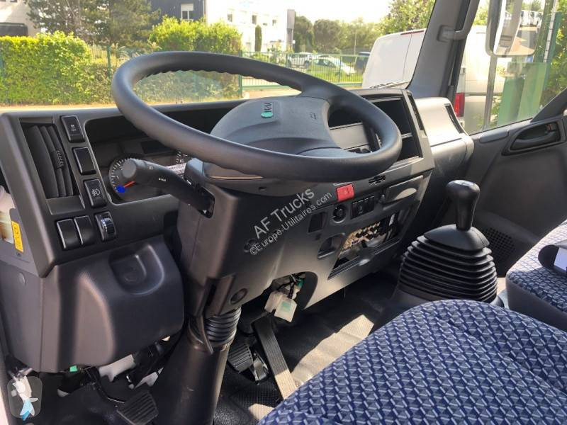 Furgoneta Isuzu