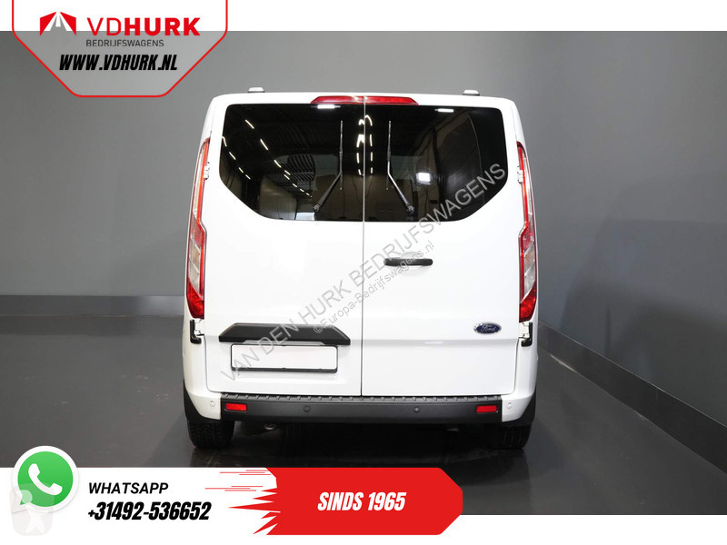 Furgoneta Ford Tourneo 2.0 TDCI € 30.182,-...