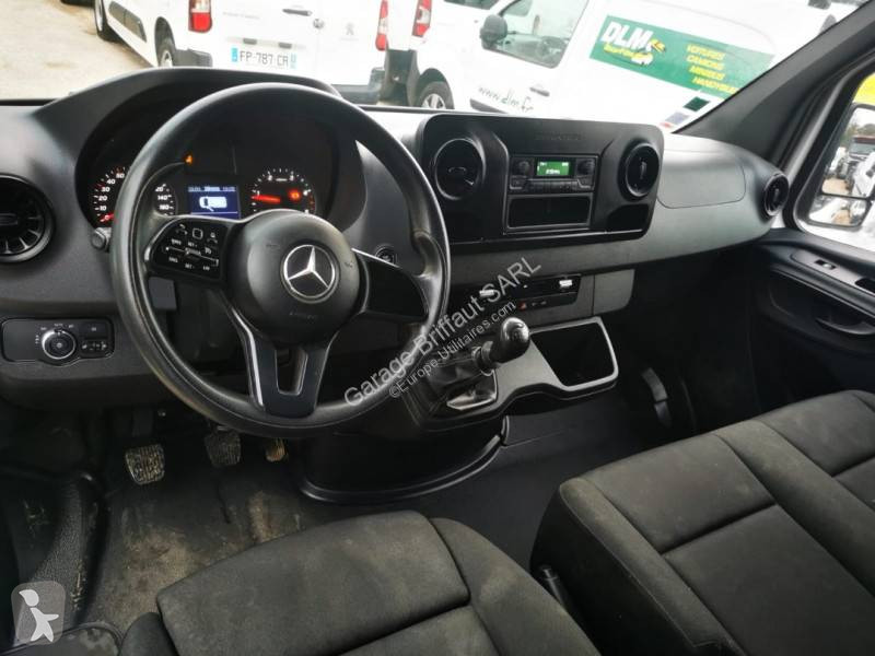 Véhicule utilitaire Mercedes