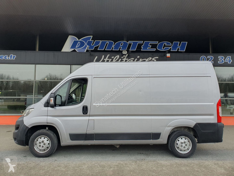 Furgoneta Citroën JUMPER FG 33 L2H2 2.2 BLUEHDI...