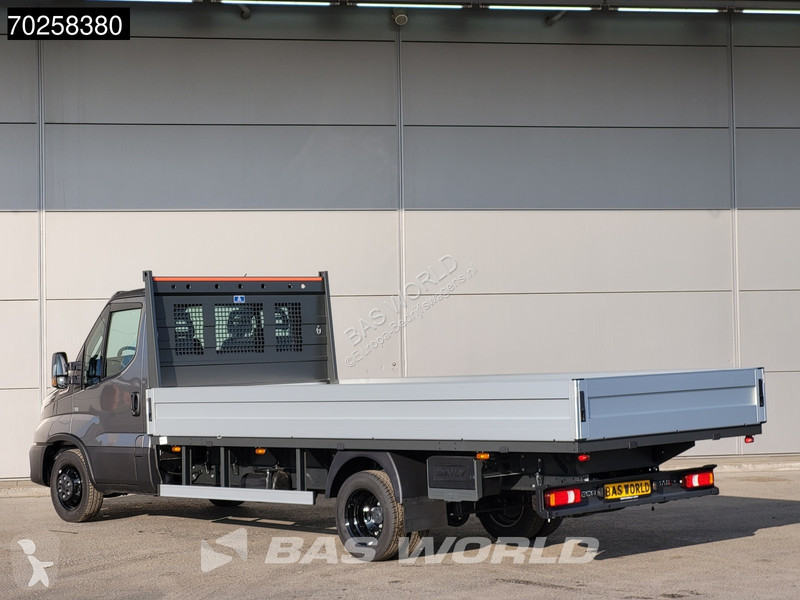 Furgoneta Iveco 35C21 3.0L Black Edition...