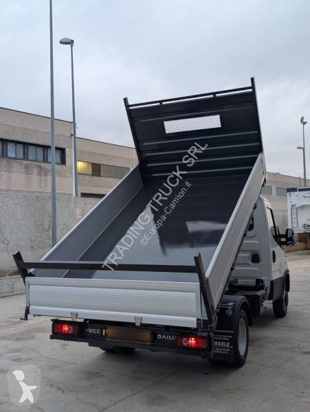 Véhicule utilitaire Iveco