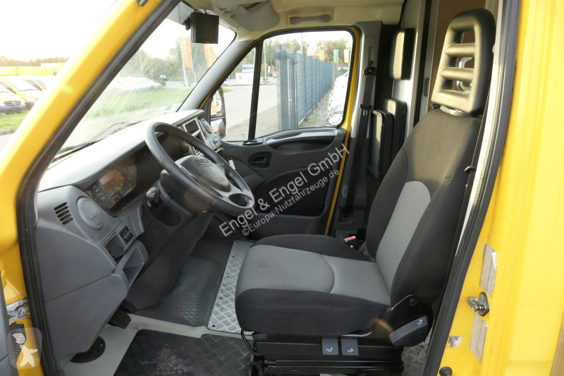 Veicolo commerciale Iveco Daily 35 S11 C30C...