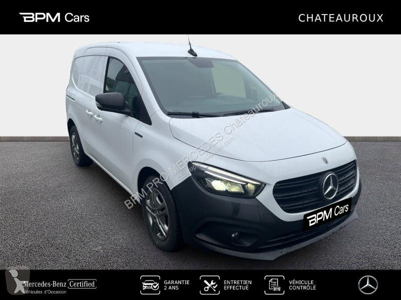 Veicolo commerciale Mercedes e Long Pro