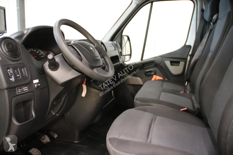 Autoutilitară Renault AUTOHOOGWERKER 12 METER...