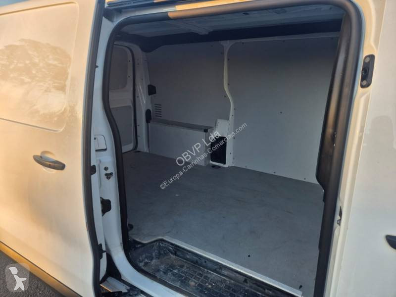 Veículo utilitário Opel