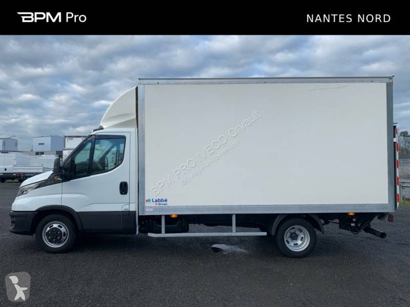 Véhicule utilitaire Iveco