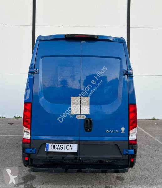 Furgoneta Iveco