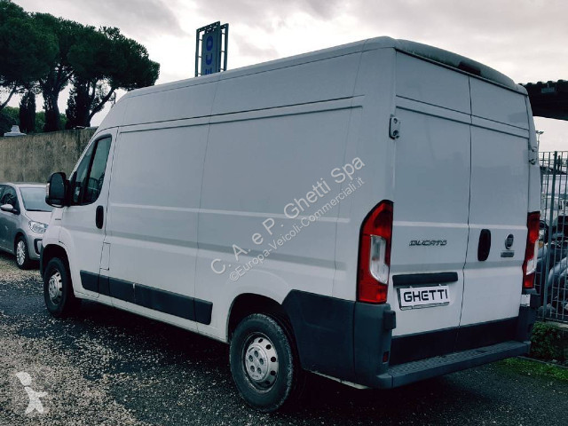 Autoutilitară Fiat Ducato 35