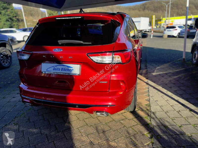 Užitkové vozidlo Ford P-HEV ST-Line X...