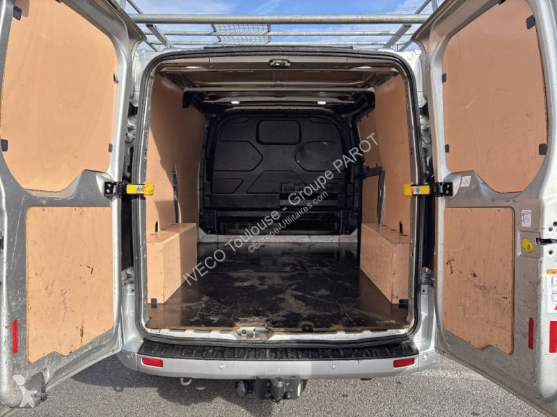 Užitkové vozidlo Ford 320 L1H1 2.0 EcoBlue 185...
