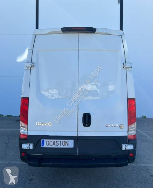 Furgoneta Iveco