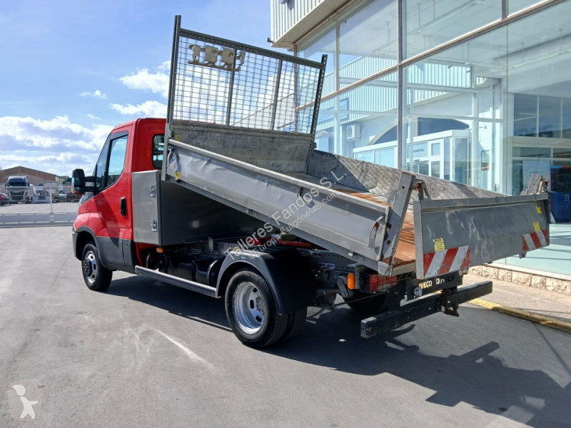 Veicolo commerciale Iveco  35C12 CAJA BASCULANTE