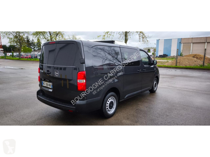 Véhicule utilitaire Opel VIVARO M1 2900 2.5...