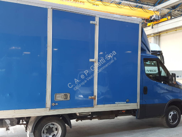Furgoneta Iveco Daily 35C16