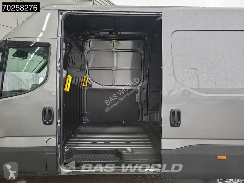 Varevogn Iveco 35S21 3.0L Automaat 2x...
