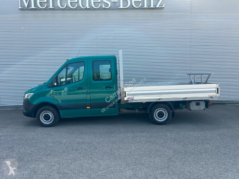 Véhicule utilitaire Mercedes III