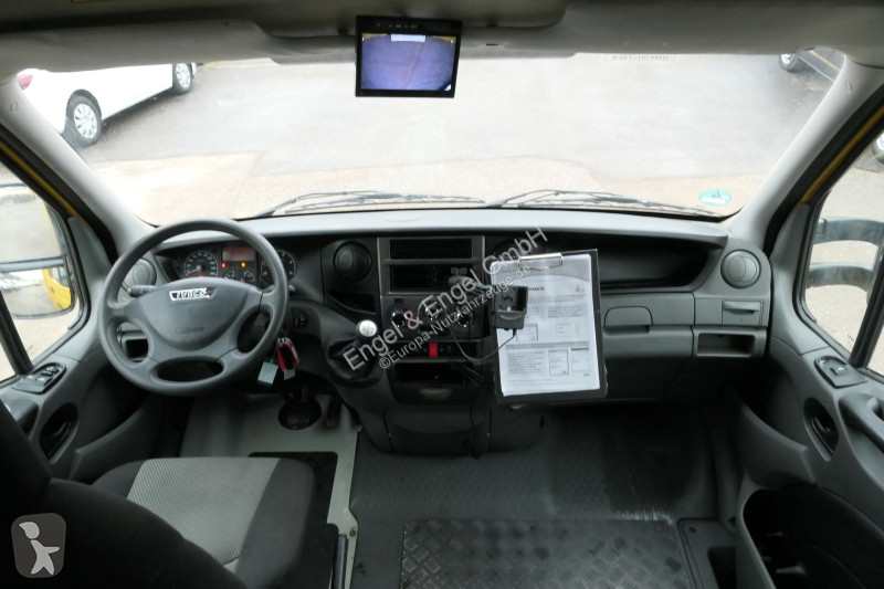 Autoutilitară Iveco Daily 35 S11 C30C AUTOMATIK...