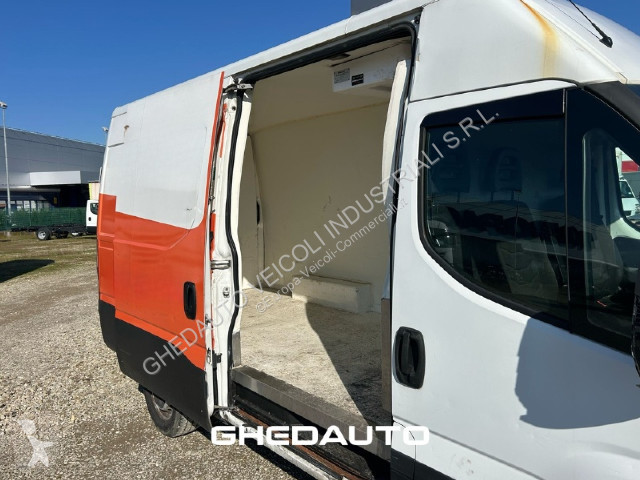 Furgoneta Iveco Daily 35S15 - 35S15