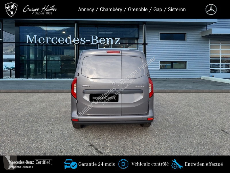 Véhicule utilitaire Mercedes 112 CDI Fourgon...