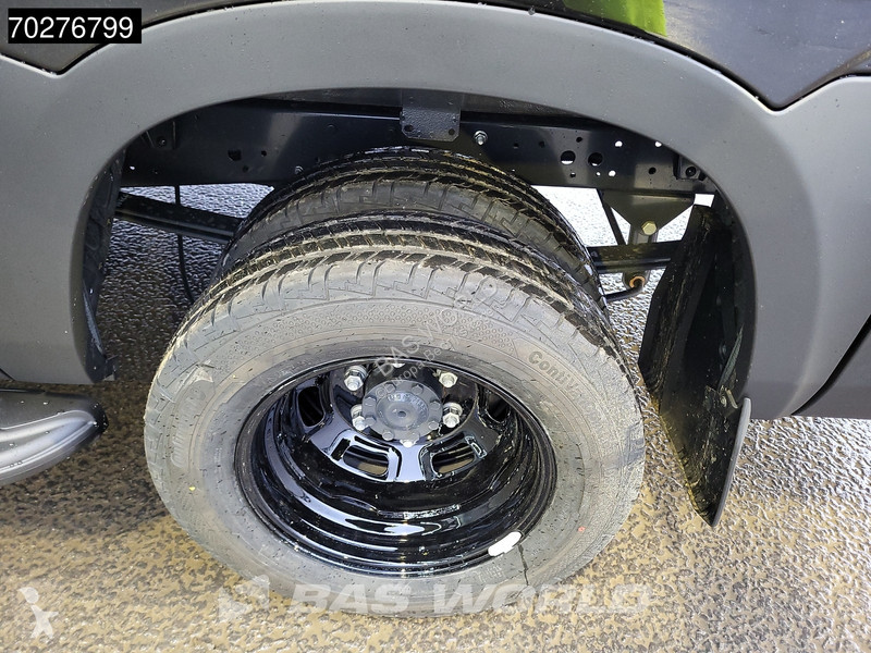 Užitkové vozidlo Iveco 35C21 210PK 3.0L Black...