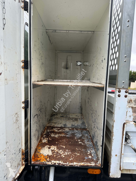 Veículo utilitário Iveco RJ 130 CV COFFRE A...