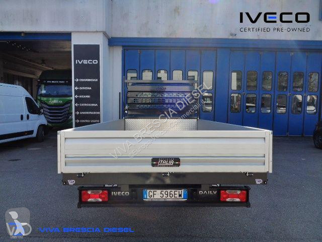 Veicolo commerciale Iveco DAILY