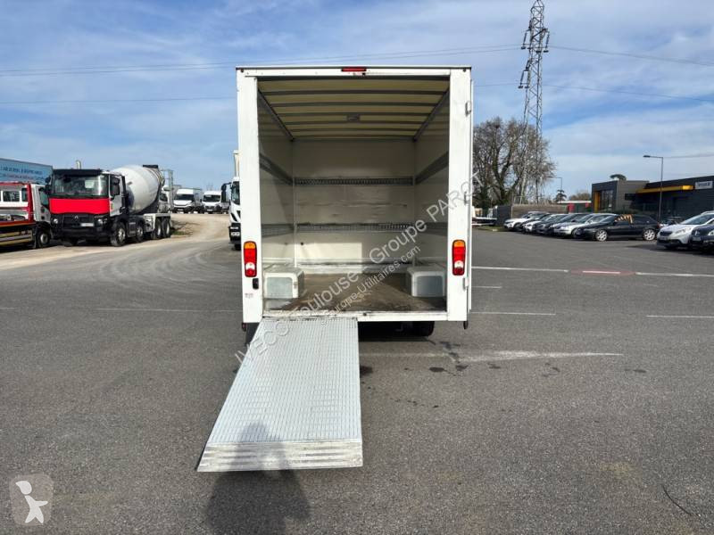 Véhicule utilitaire Renault