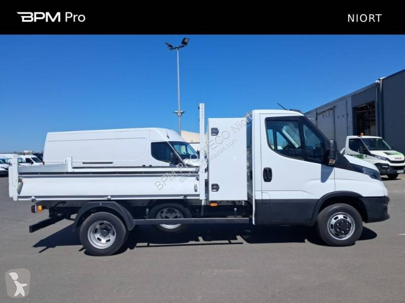 Véhicule utilitaire Iveco