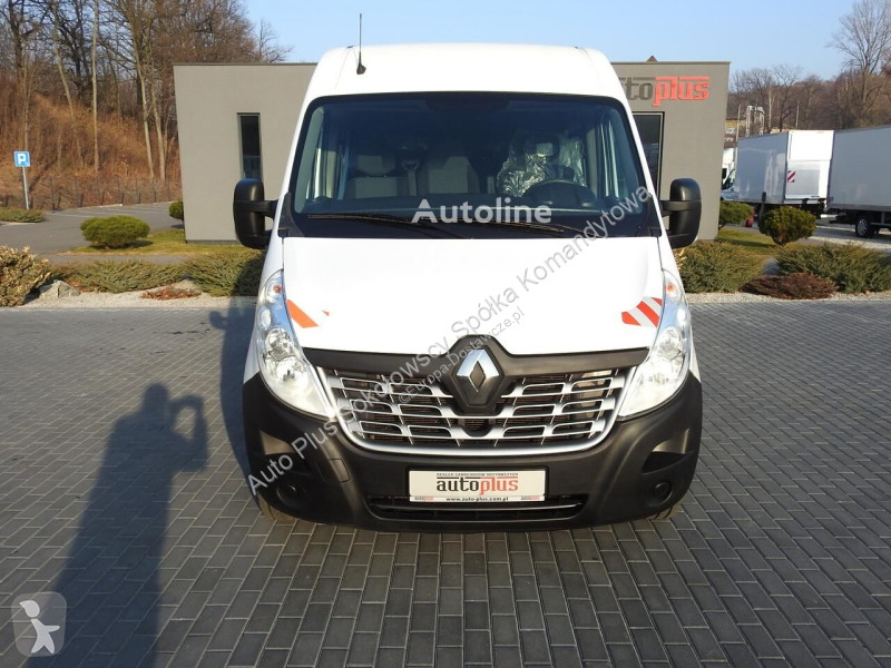Véhicule utilitaire Renault MASTER FURGON...
