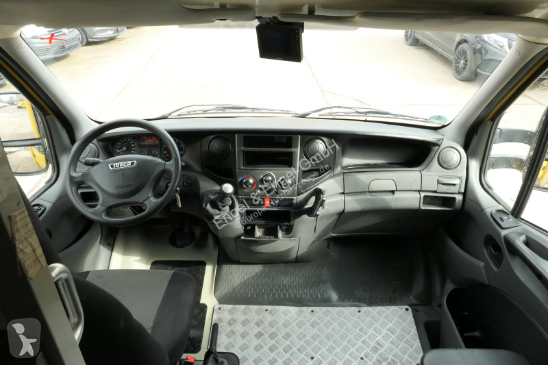 Veículo utilitário Iveco Daily 35 S11 C30C...