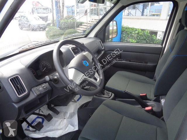Autoutilitară Piaggio PORTER