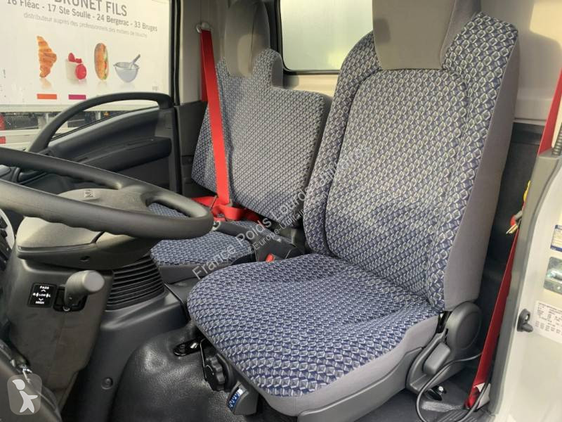 Véhicule utilitaire Isuzu