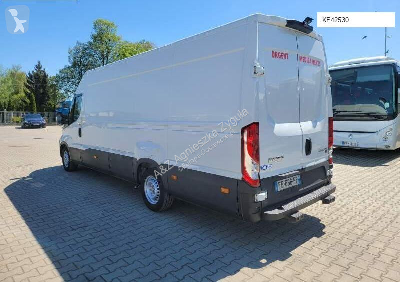 Veículo utilitário Iveco DAILY 35-140 /...