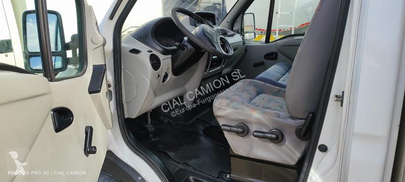 Furgoneta Renault 2.5 DCI 120