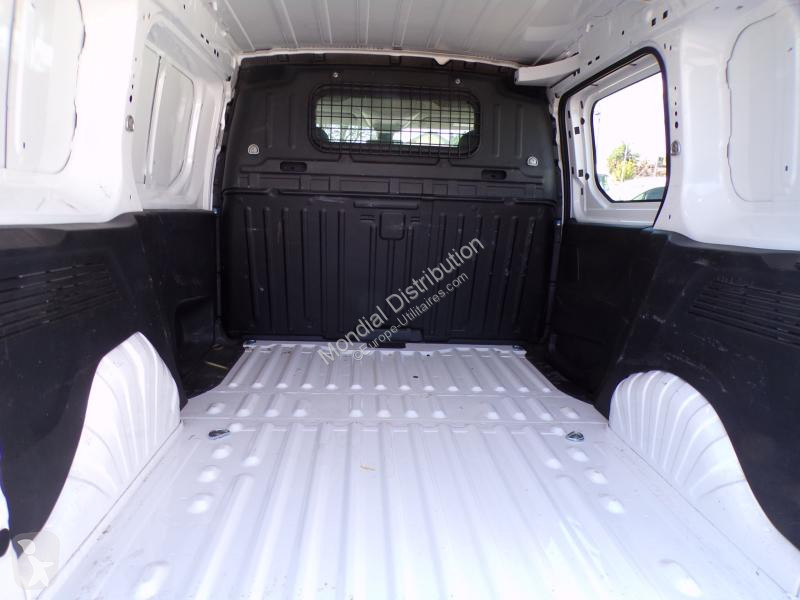 Furgoneta Peugeot HDI 130 EAT 8 charge...