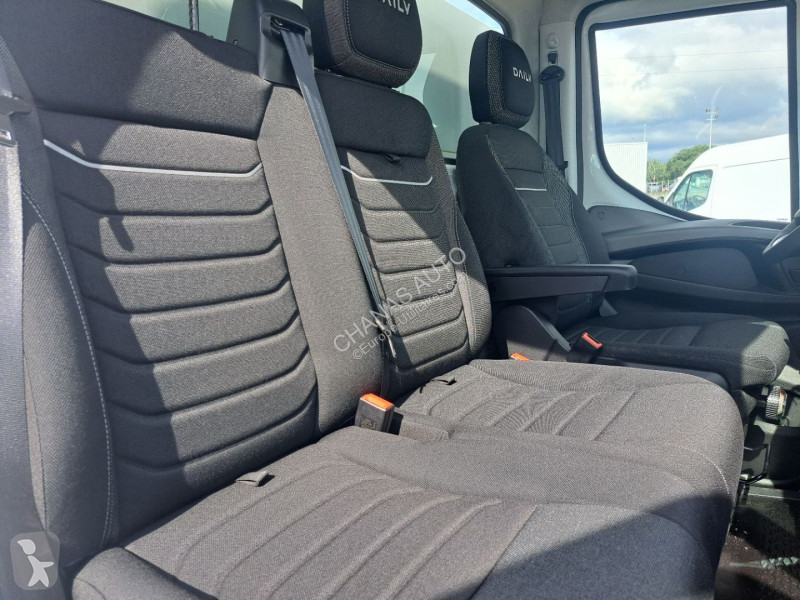Autoutilitară Iveco 35C18 A8 180CV 3L ACIER JPM...