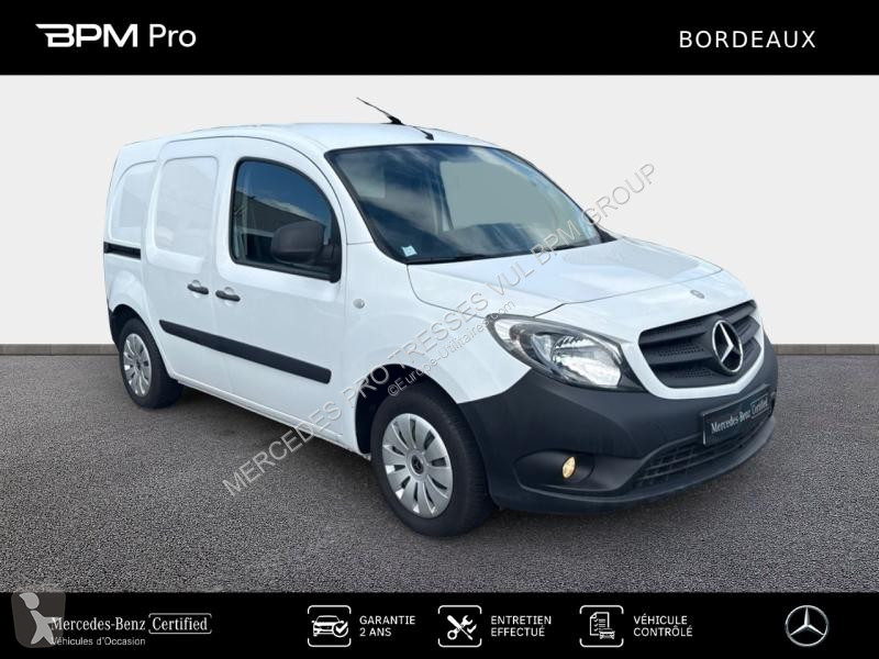 Véhicule utilitaire Mercedes 109 CDI Long Pro