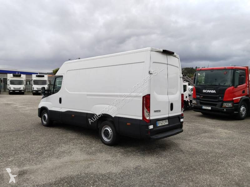 Furgoneta Iveco