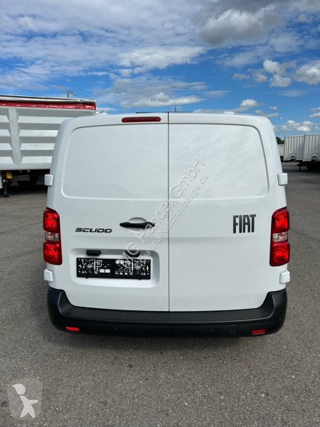 Autoutilitară Fiat Scudo  M BlueDHi 120 6-Gang